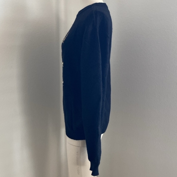 👑 Long Live The Queen Sweater 👑 - Picture 6 of 10